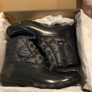 NWT Sperry Quilted Saltwater Duck Boots 7.5